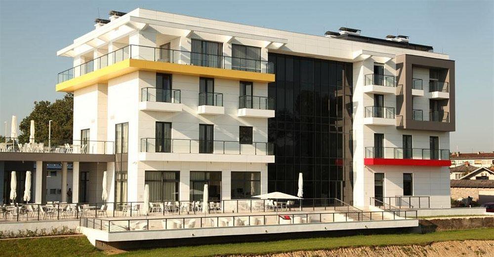 Bosanska Dubica Zepter Hotel מראה חיצוני תמונה