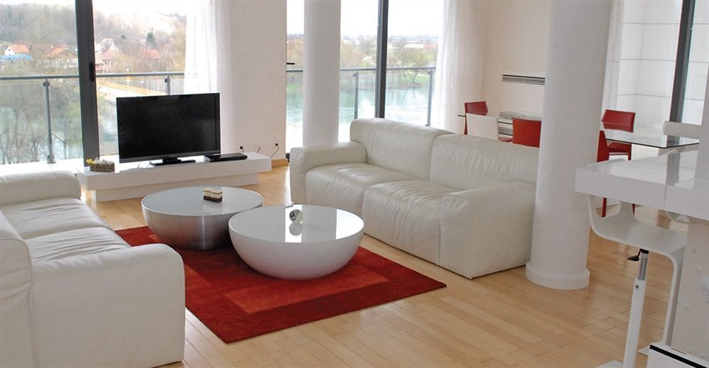 Bosanska Dubica Zepter Hotel מראה חיצוני תמונה