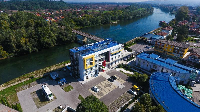 Bosanska Dubica Zepter Hotel מראה חיצוני תמונה